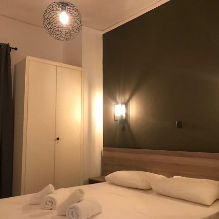 Renovated Minimal Apartment Next To Metro Athens Luaran gambar