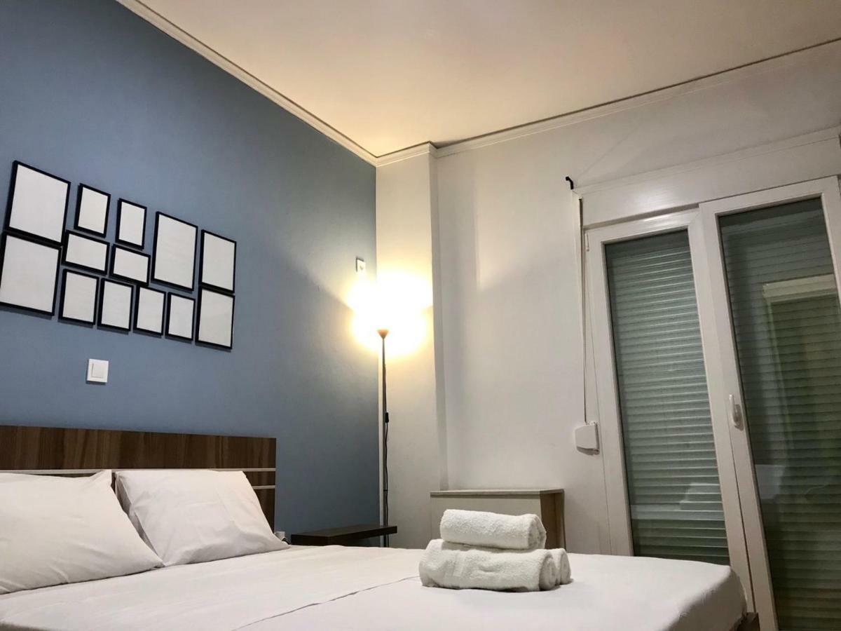 Renovated Minimal Apartment Next To Metro Athens Luaran gambar
