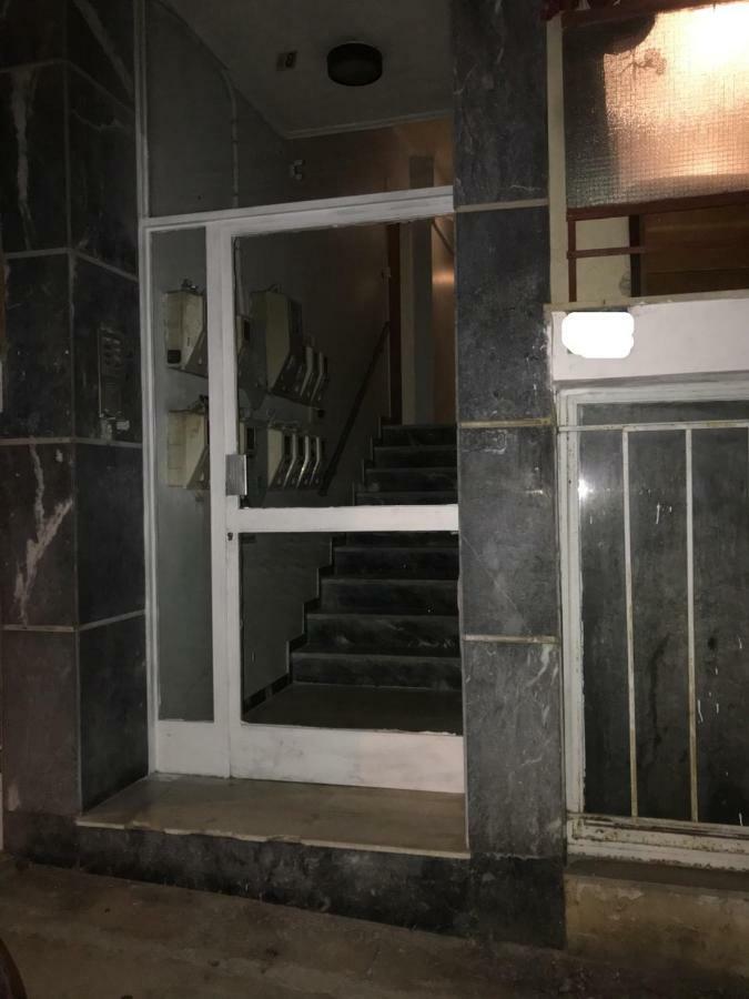 Renovated Minimal Apartment Next To Metro Athens Luaran gambar